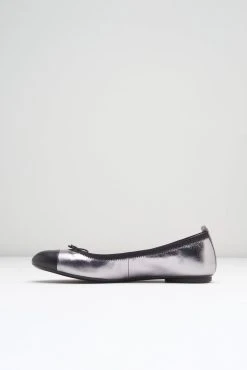 Brand new ⌛ BLOCHSTORE-US Ladies Chara Ballet Flats Peltro Leather ❤️
